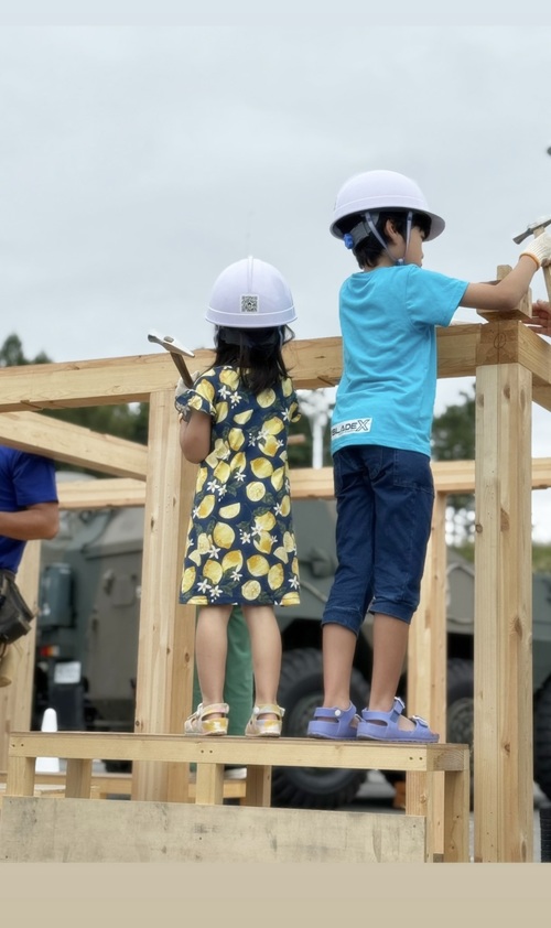 今年も去年に引き続きミニ住宅組み立て体験🔨 アイキャッチ画像
